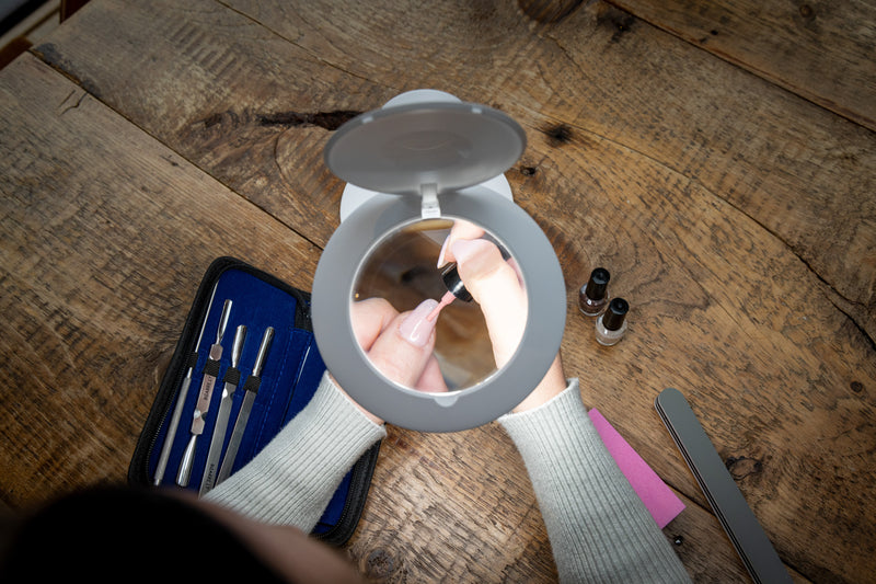 Daylight Halo Go 2 Cordless & Rechargeable Magnifying Lamp (U25400)