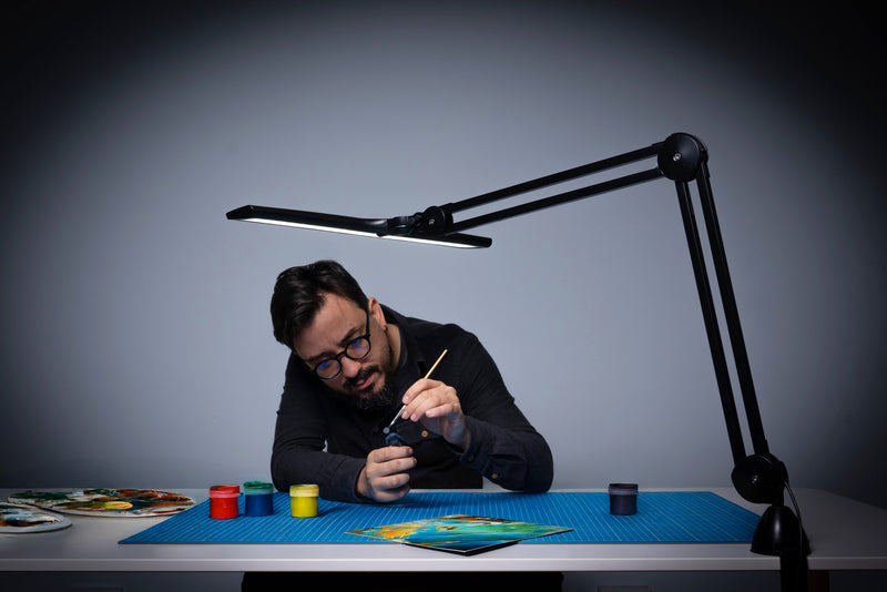 Daylight Premium Lumi Task Lamp
