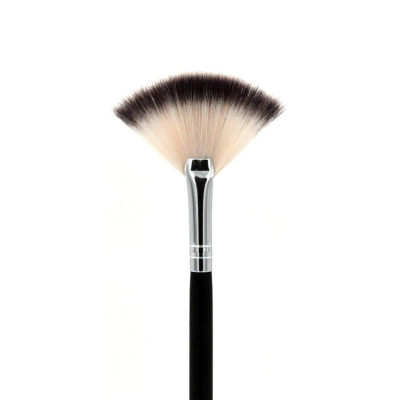 Crown Syntho Brush Series - Deluxe Soft Highlight Fan Brush (SS017)