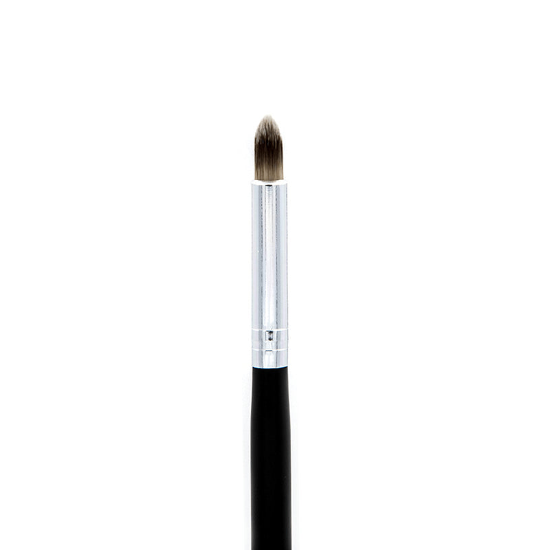 Crown Studio Pro Series - Smoky Eyeliner Brush (C468)