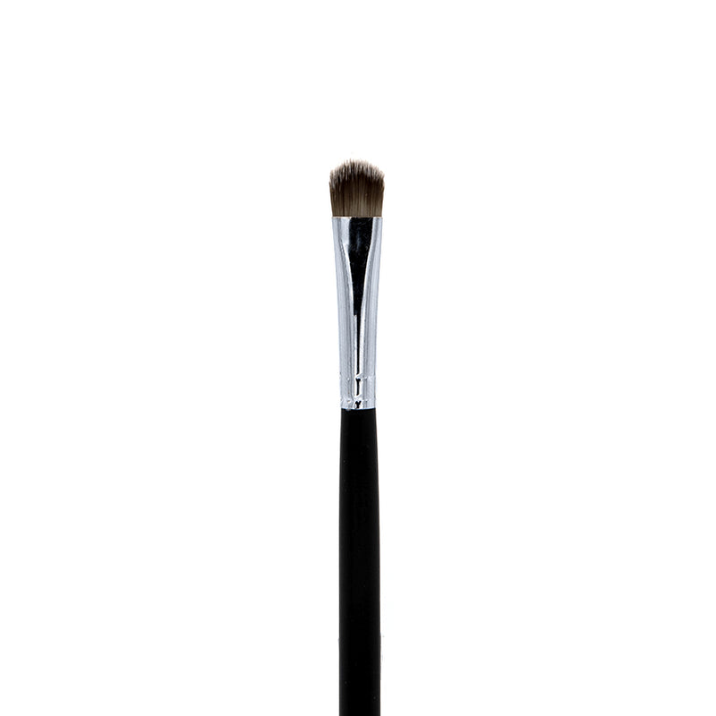 Crown Studio Pro Series - Mini Concealer Brush (C421)